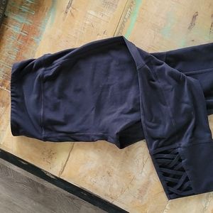 Athleta Capri leggings